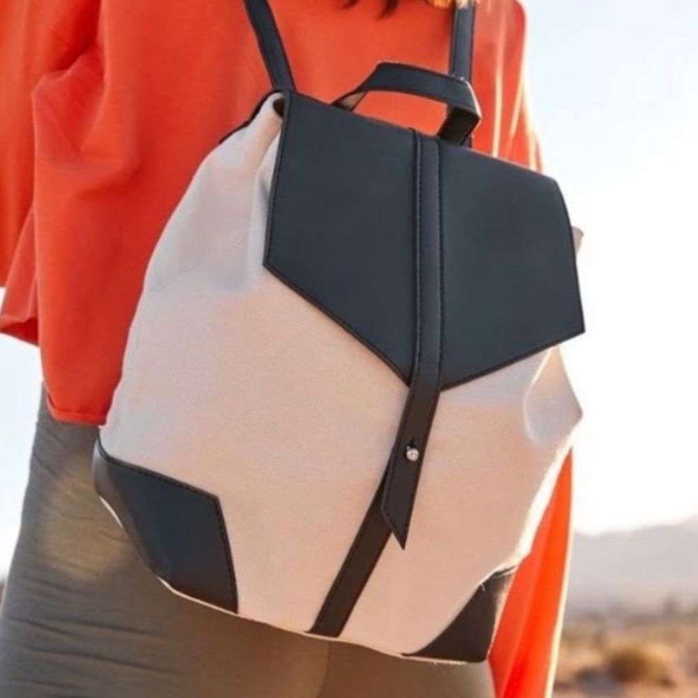 Deux Lux Demi backpack